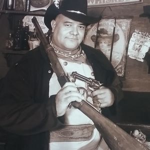 Meet your Posher, Walter